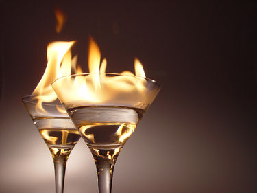 375px-Flaming_cocktails.jpg