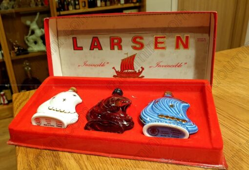 CO-LAR-001 Larsen Invincible Viking ship shape full box