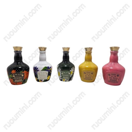 WH-CH-015 EXTRA RARE CHIVAS ROYAL SALUTE RICHARD QUINN&POLO FULL SET - Hình ảnh 2